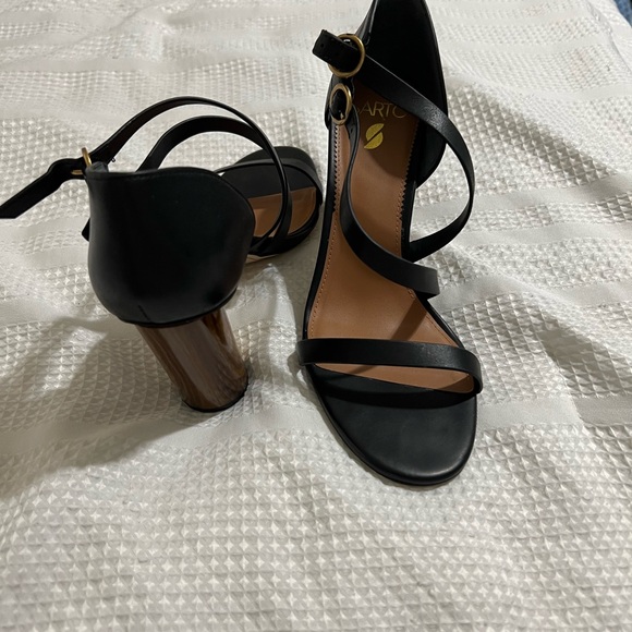 FRANCO SARTO OLLIVE BUCKLE SANDALS HEELS. - Picture 5 of 5